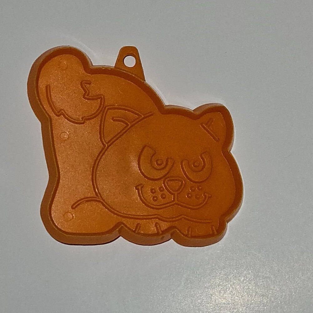 VTG Playful Kitty Cat Hallmark Orange Plastic Cookie Cutter Halloween